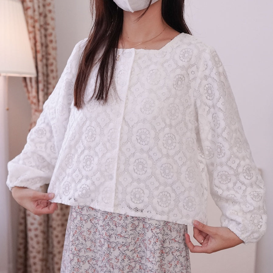 LULA OUTER BLOUSE - ATASAN BRUKAT